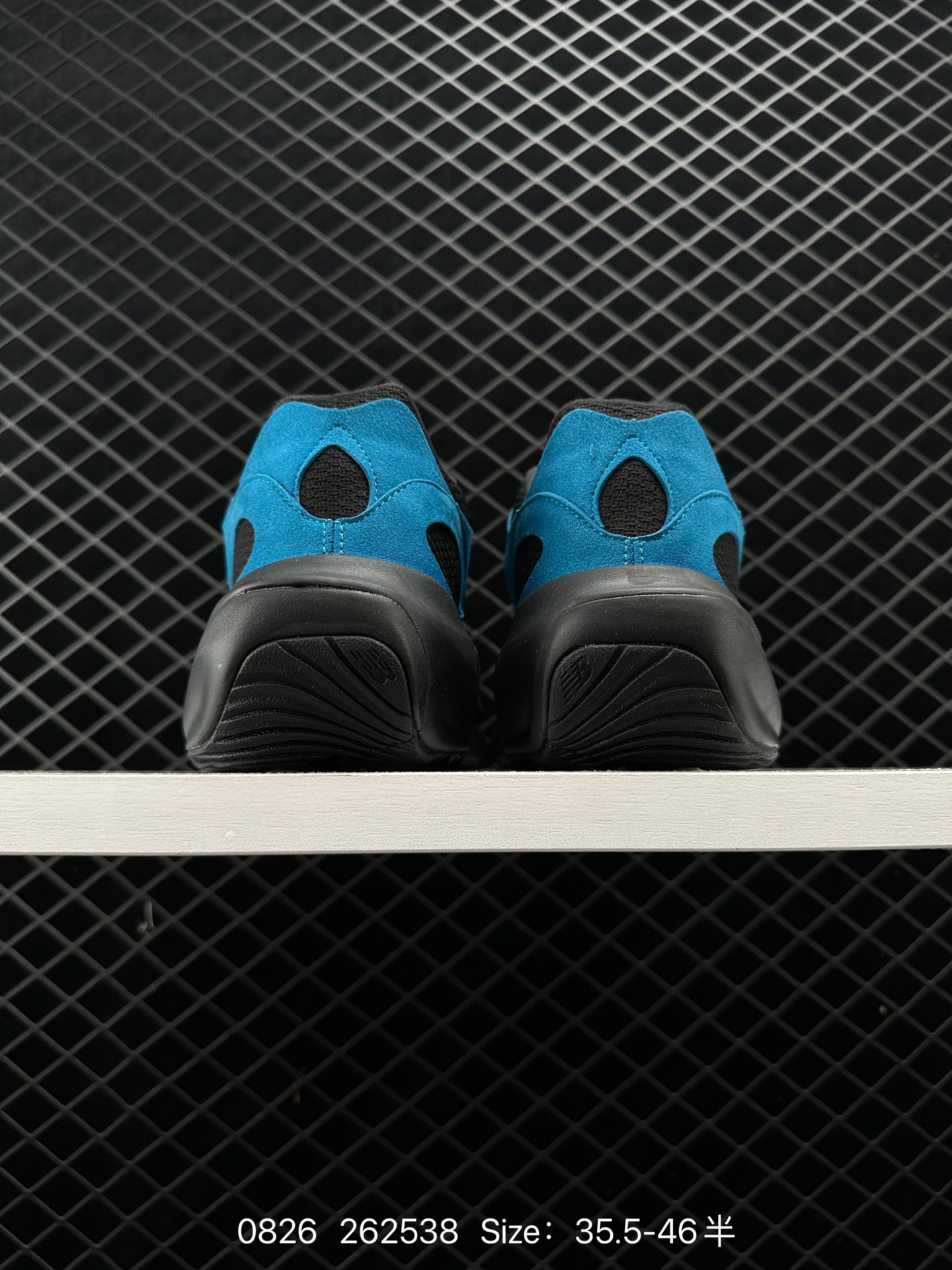 New Balance Warped Runner